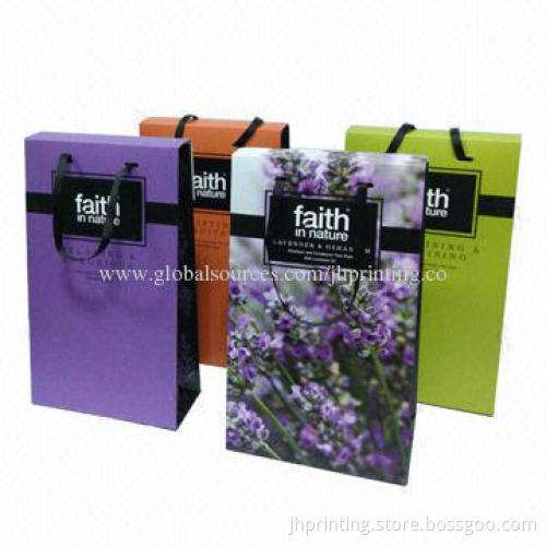 Cosmetic Gift Box Set, Made of 250g C1S, OEM Sample Ready in 3 Days
